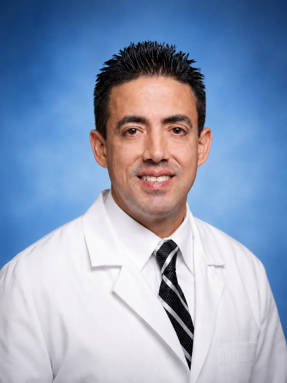 Dr. Ricardo Martinez